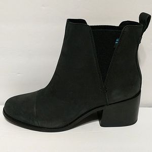 Toms /Esme desert taupe suede boots.